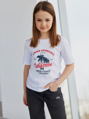 Дитяча футболка з яскравим принтом 10158